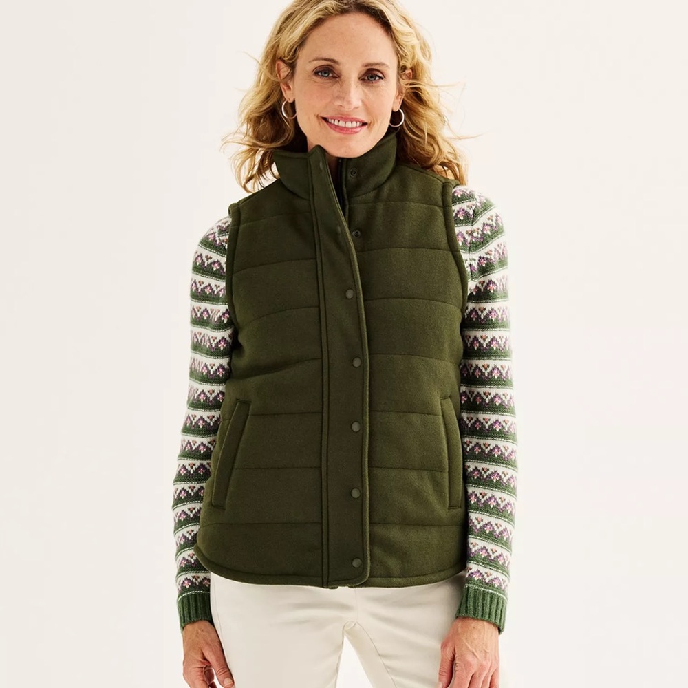 Croft & Barrow women’s Dark Green Puffer Vest, zip up, rayon blend size S